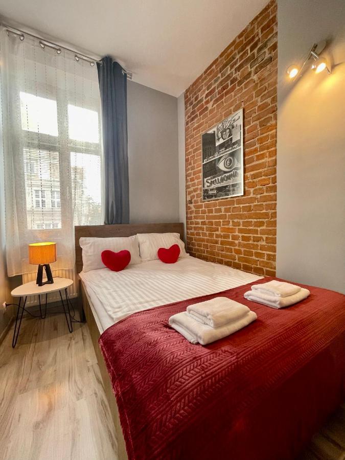 Red&Yellow Apartments Centrum Ольштын Экстерьер фото